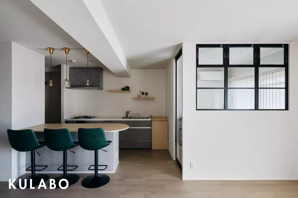 明るさと機能性に満ちた家族と繋がる住まい