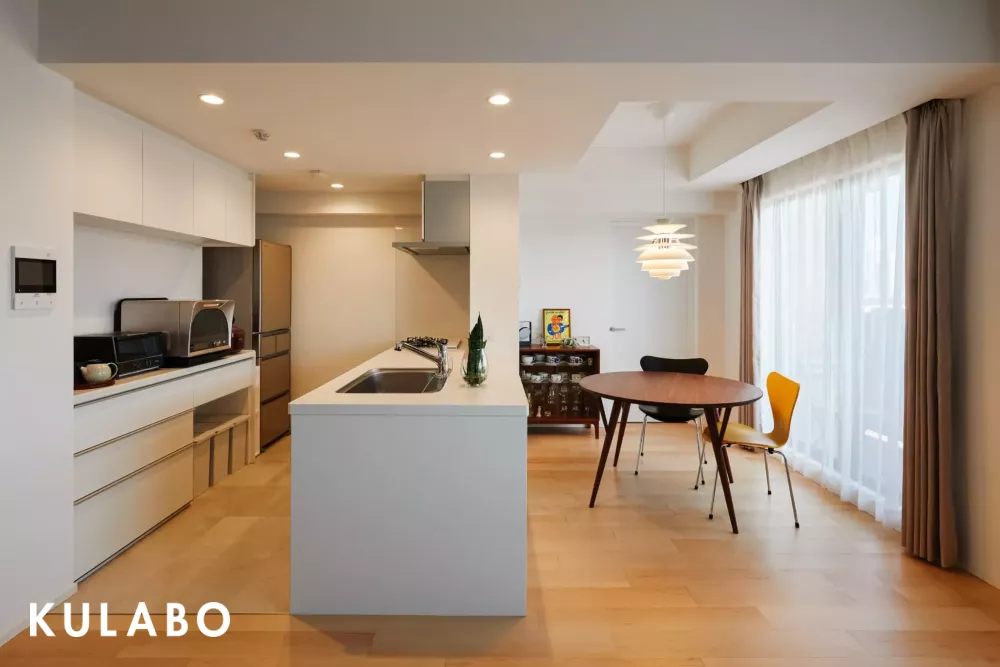 ペニンシュラキッチンを導入したリノベーション施工事例