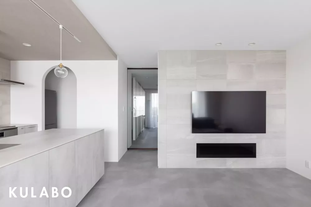 おしゃれな壁掛けテレビのリノベーション施工事例"