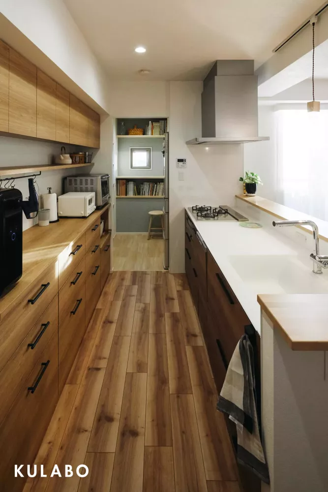 木の風合いが心地よいナチュラルテイストの家